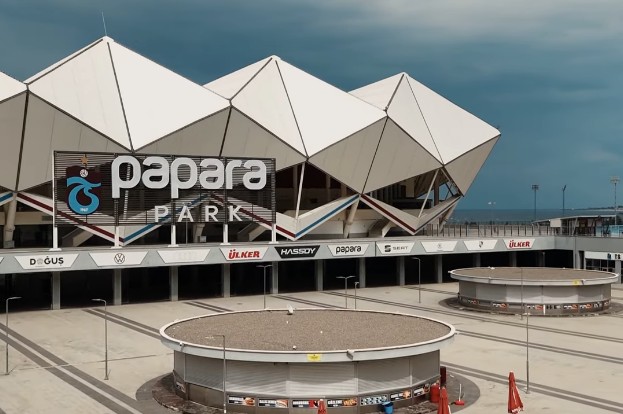 Trabzon Papara Park stadyumu havadan deniz manzaralı drone görüntüsü